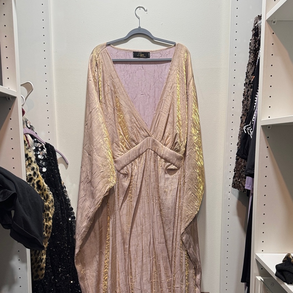 Elegant Gold and Cream Women's Dress